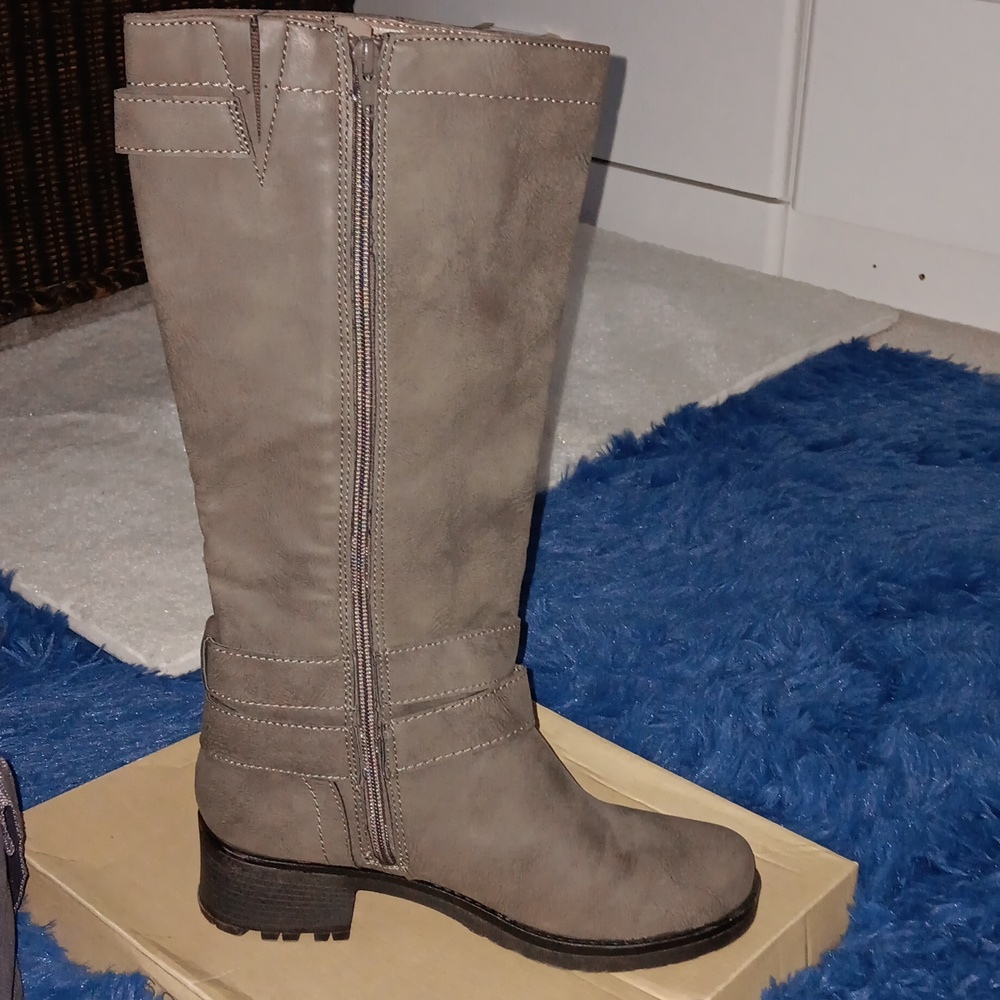 Sonoma~Women's Gray Knee-High Leather Boots Chunky Heel - Picture 13 of 13